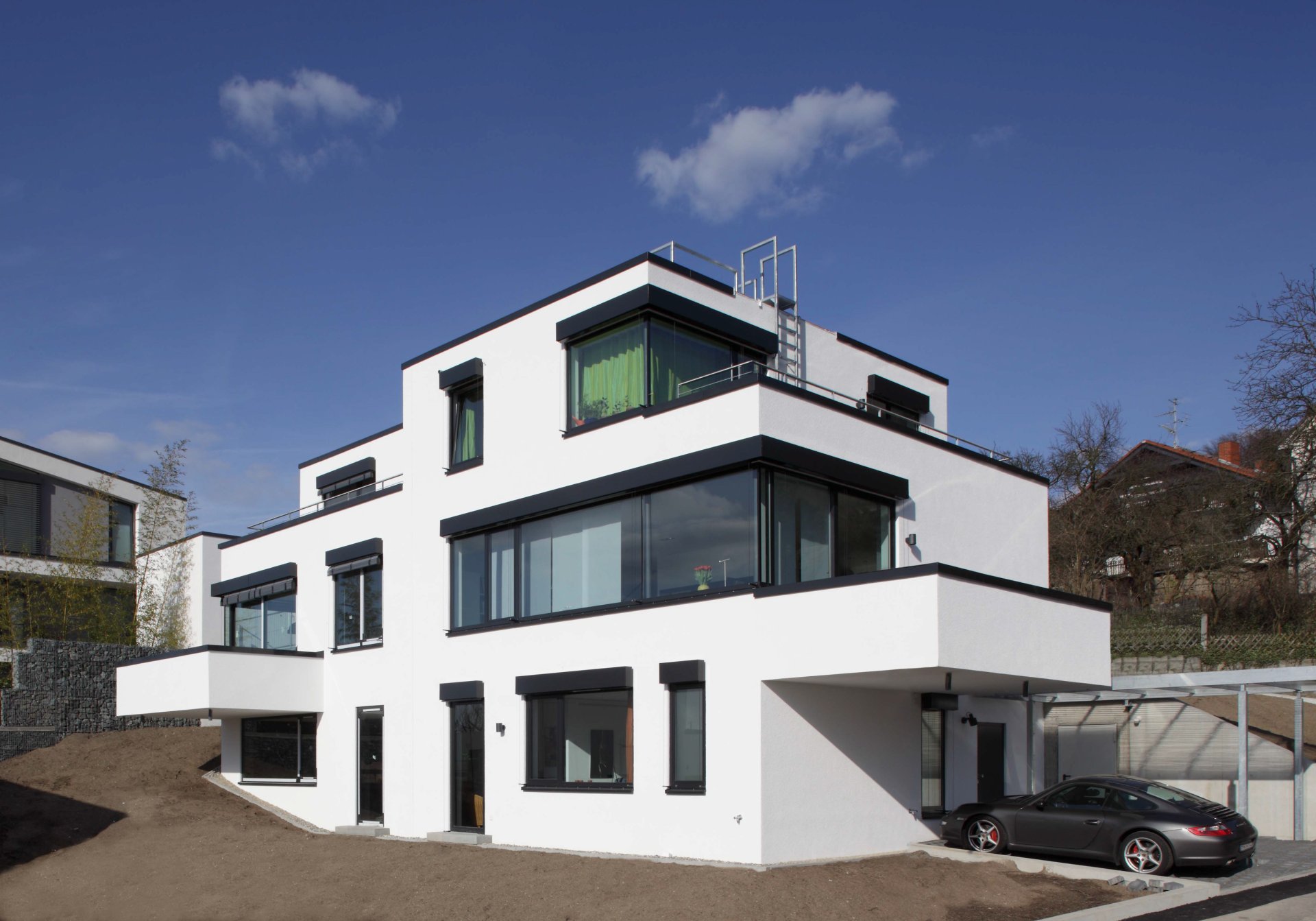 Wohnen am Hang mit Blick auf die Rheinebene